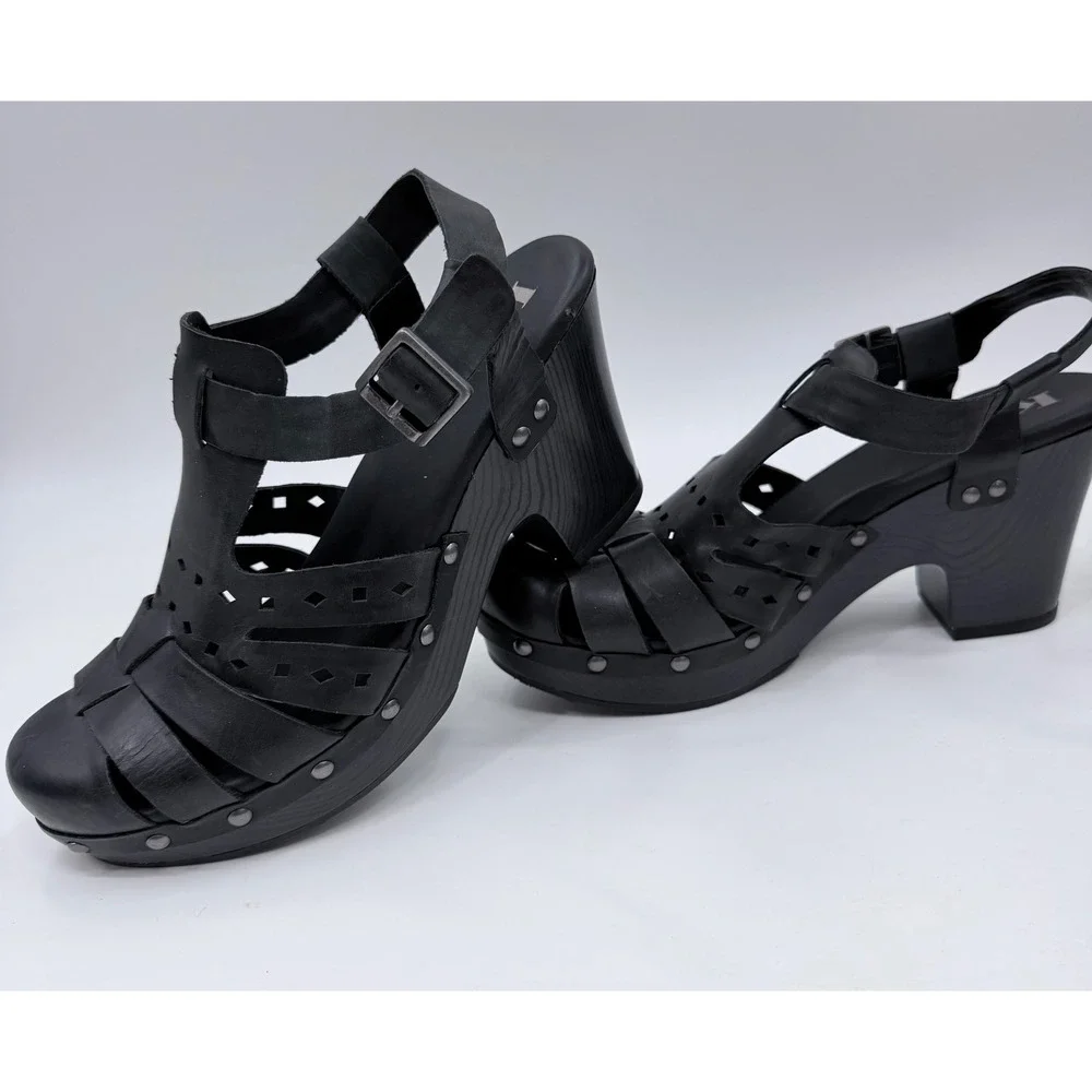 Korks Platform Sandals Womens 8 Black Leather Studded Wood Heel